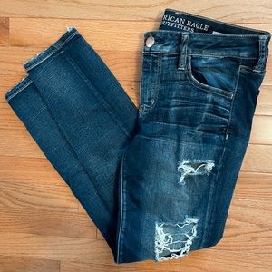 AE Super Stretch Dark Wash Ripped Skinny Jeans✨